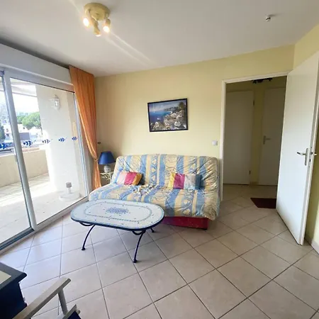 As24091- P3 Dans Un Secteur Calme Avec Parking Prive *